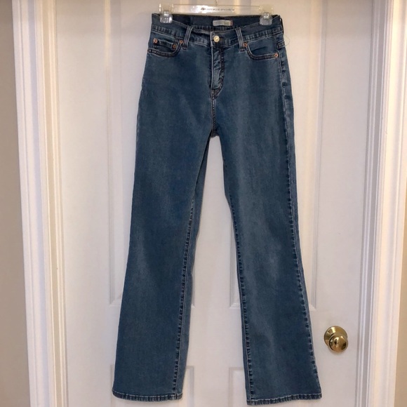 512 Levi’s Perfectly Slimming size 6M red tabs with stretch 98%cotton, 2%spandex - Picture 3 of 6